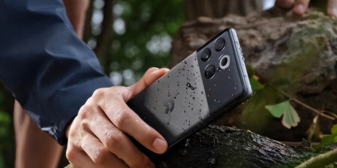 钛客手机最新探索，小巷中的隐藏宝藏，未知魅力科技揭秘