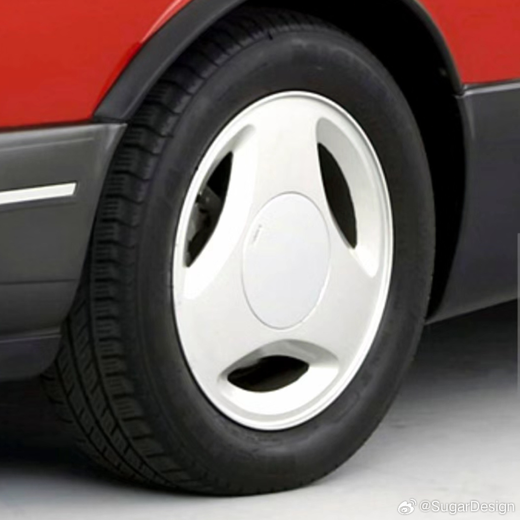 最新款小车，友情与爱之旅的轮子伴侣