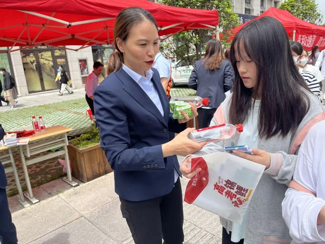 揭秘最新文具诈骗手段与防范策略