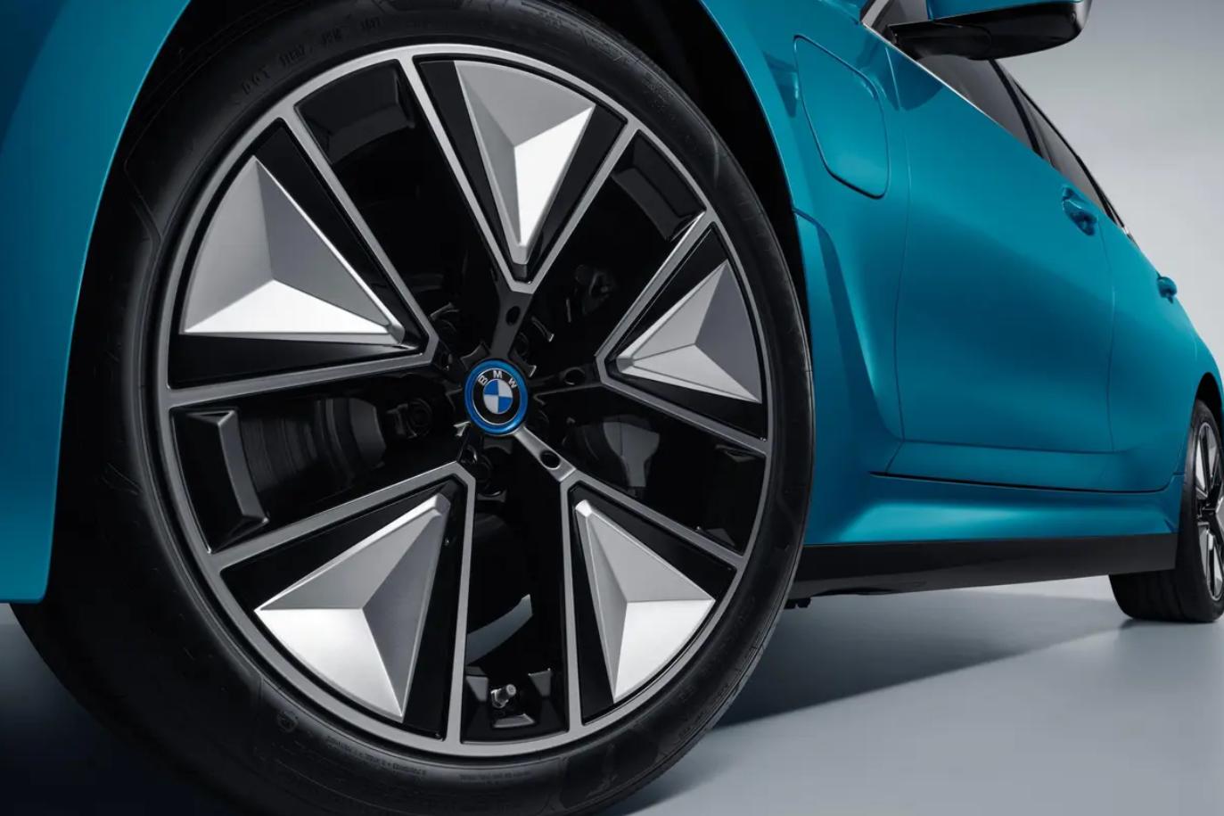 迈腾最新降价,车型变革与地位重塑,时代背景下的购车新选择