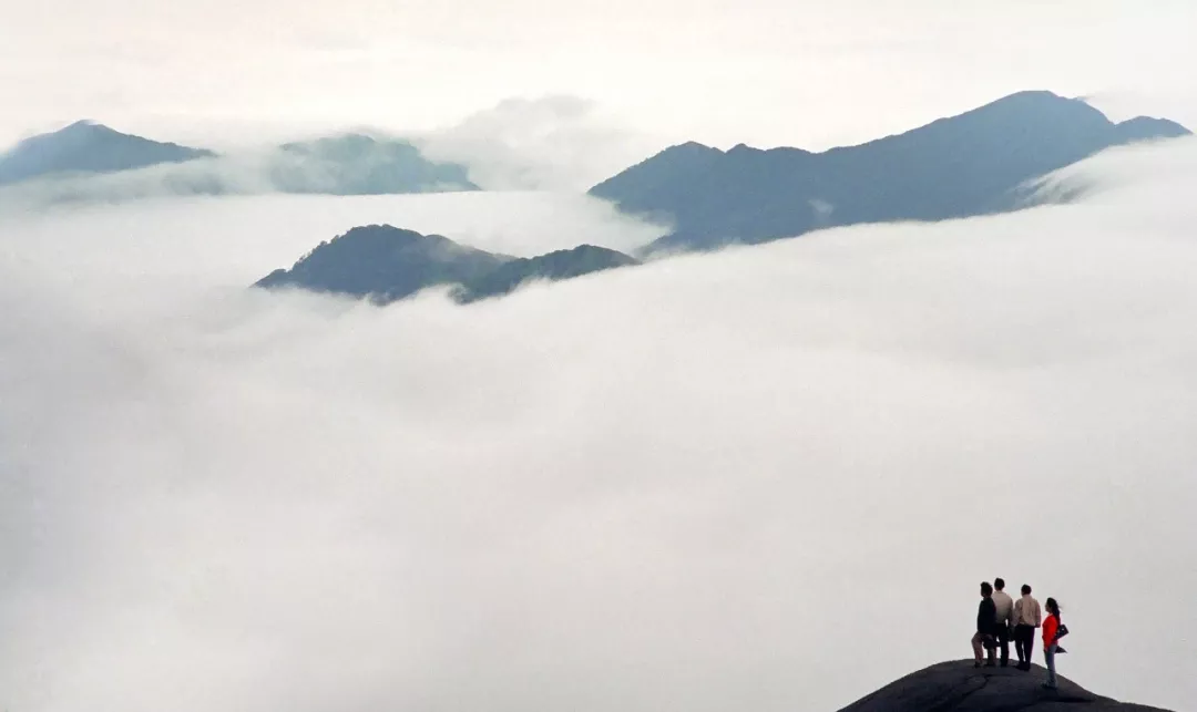 玻璃最新技术，探索自然美景之旅，寻求内心宁静与平和