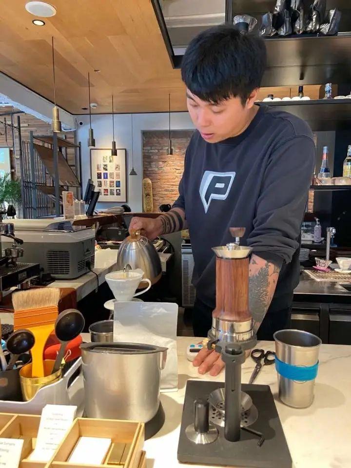 央企最新招聘探秘，小巷深处的独特机遇与特色小店之旅