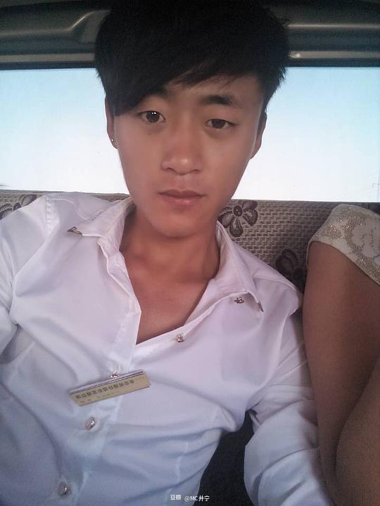 MC梦柯的照片之旅,友谊与温馨的瞬间