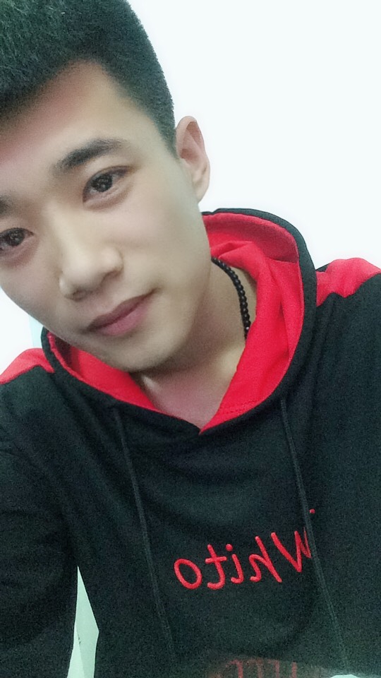 MC梦柯的照片之旅,友谊与温馨的瞬间