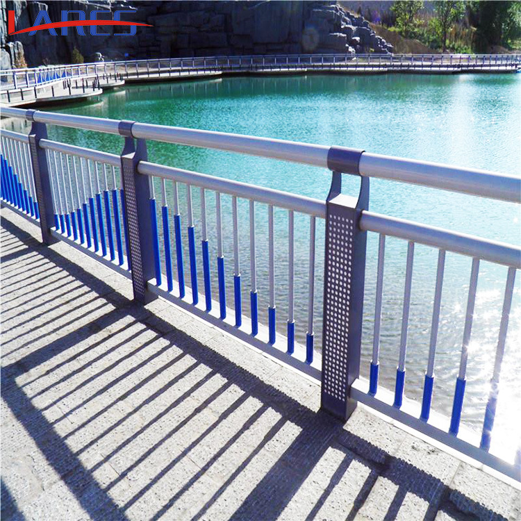 660678王中王网站护栏,高度协调实施_ITP58.885声学版