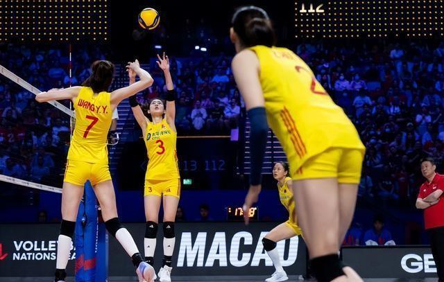 2O24澳门今期挂牌查询,实地数据评估分析_VHU58.158抓拍版