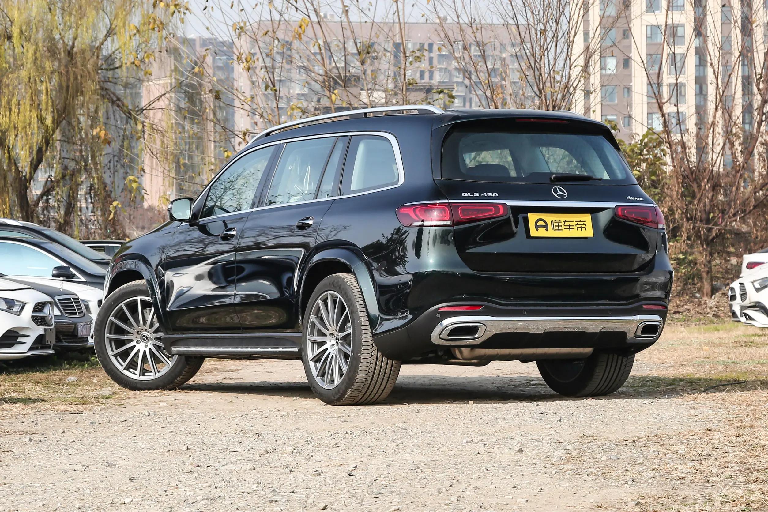 奔驰GLS最新款，豪华与实力的完美融合