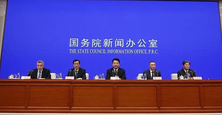 新加坡元对人民币汇率今日最新动态，金融小课堂解读汇率走势📈