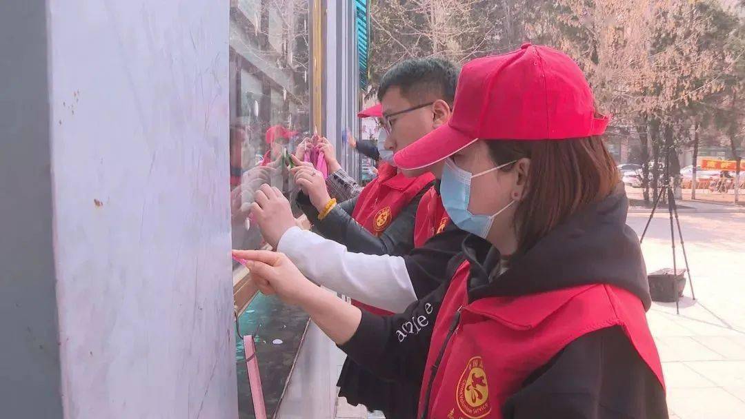 新奥特料免费资料大全,快速解答方案实践_味道版70.760