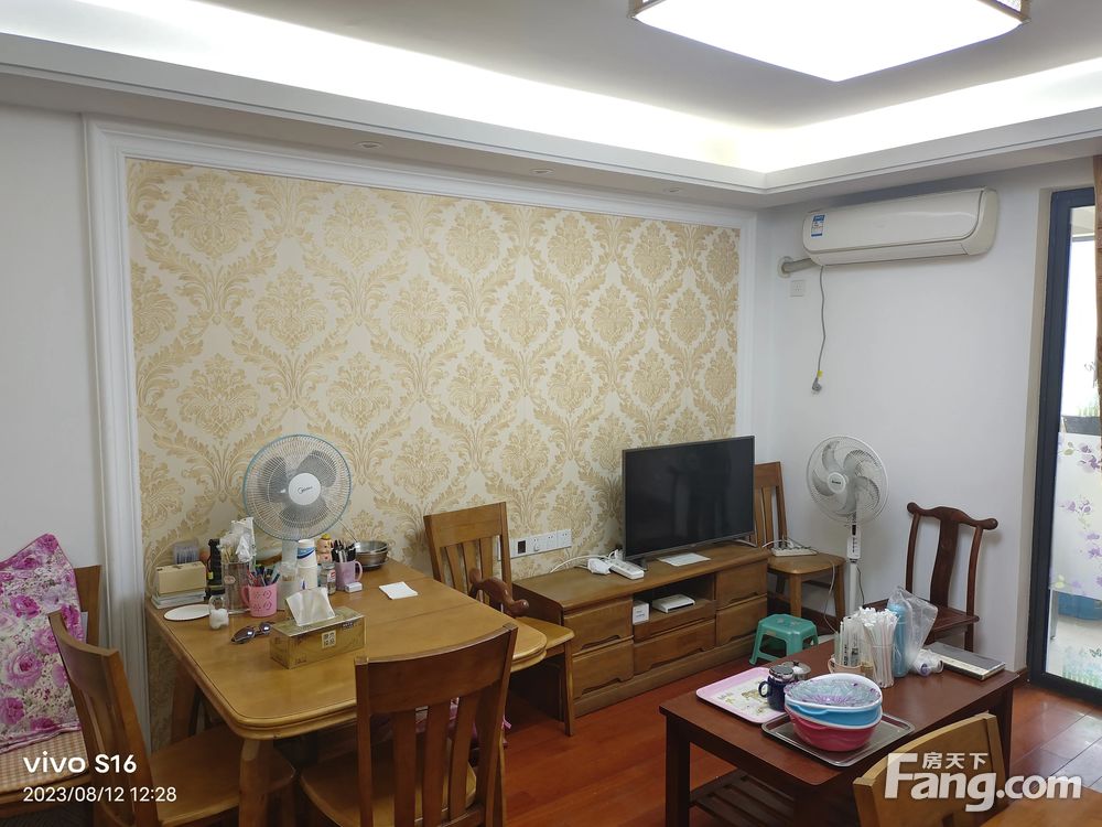 丽雅苑二手房最新信息概览，最新房源、价格及交易动态一网打尽！