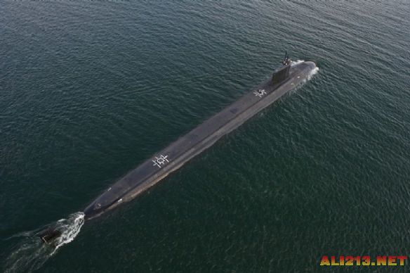 美军弗吉尼亚级核潜艇最新动态，深海探险新篇章，追寻内心宁静的启程