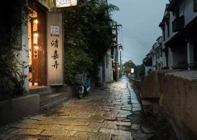 鹿泉六街村最新进展,巷弄深处的美食秘境探索