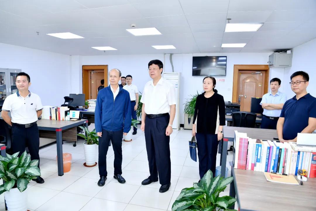 新华社陈良杰最新消息多维解析，影响与观点深度探讨