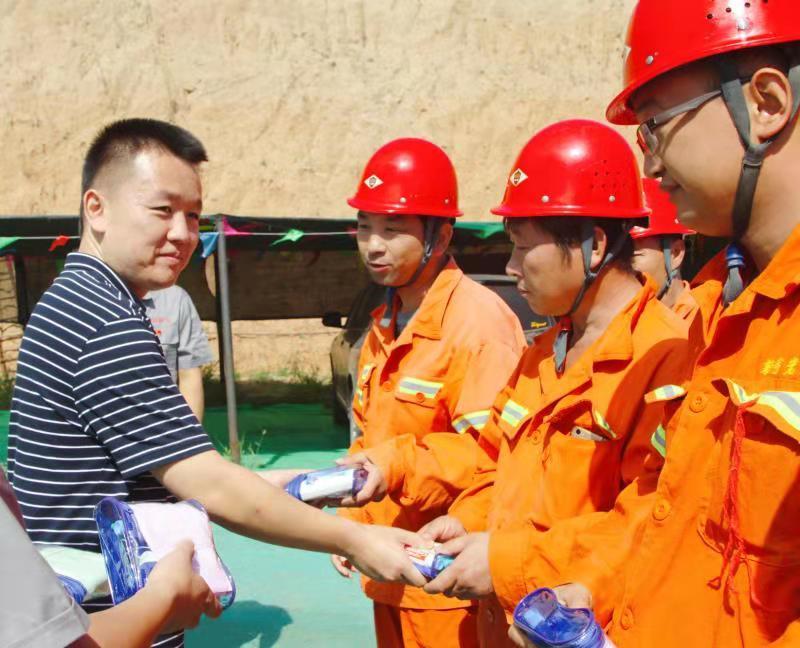 阳煤七元公司动态更新，力量变革与自信学习之路