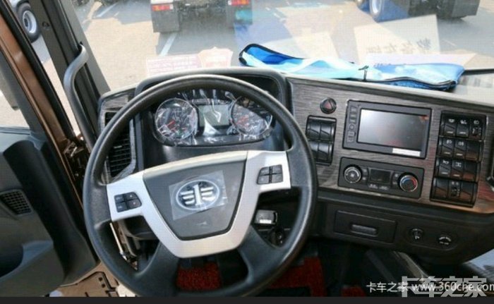 解放J6420质惠版最新款,温馨旅程的得力伙伴