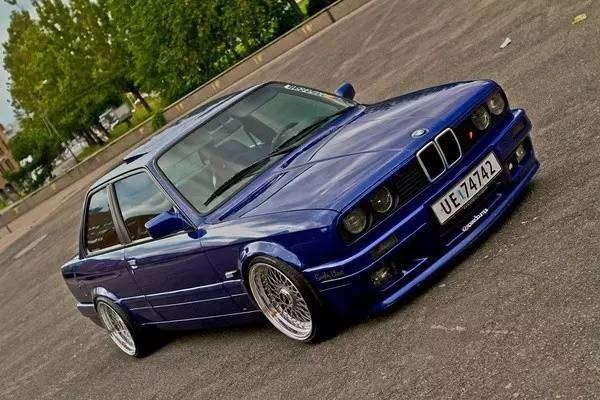 吱道二手车最新视频，车的故事交织着家的温馨