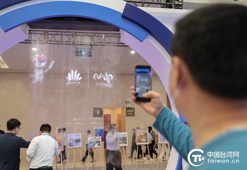 科技重塑育儿体验，最新育儿观念与方法的探索