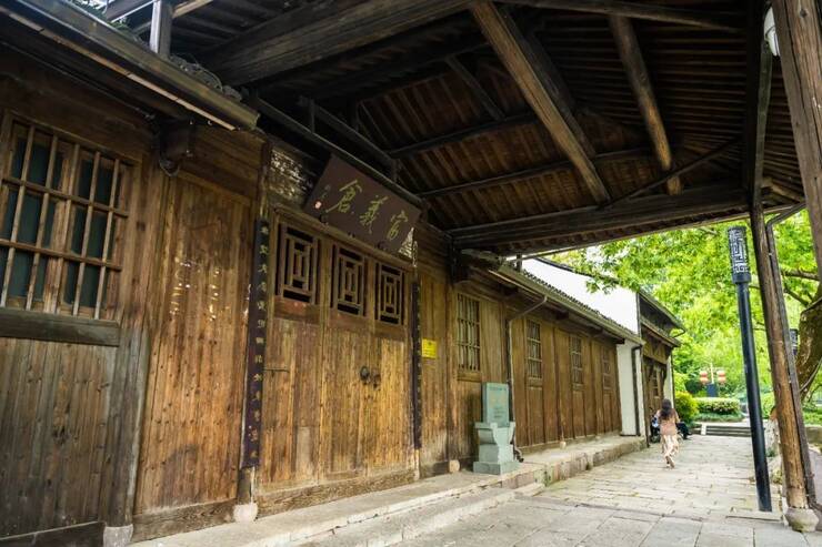 汉最新情况,汉最新情况，小巷中的隐秘瑰宝