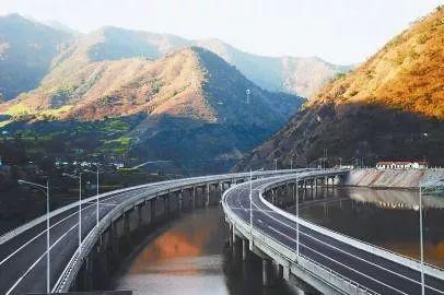 渝昆高铁最新路线图解析,线路走向及其区域发展影响分析