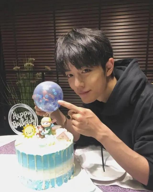 泰国变性演员,泰国变性演员，璀璨星途下的辉煌篇章