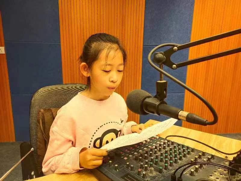 乡村小说最新篇章，智能农舍的高科技新体验